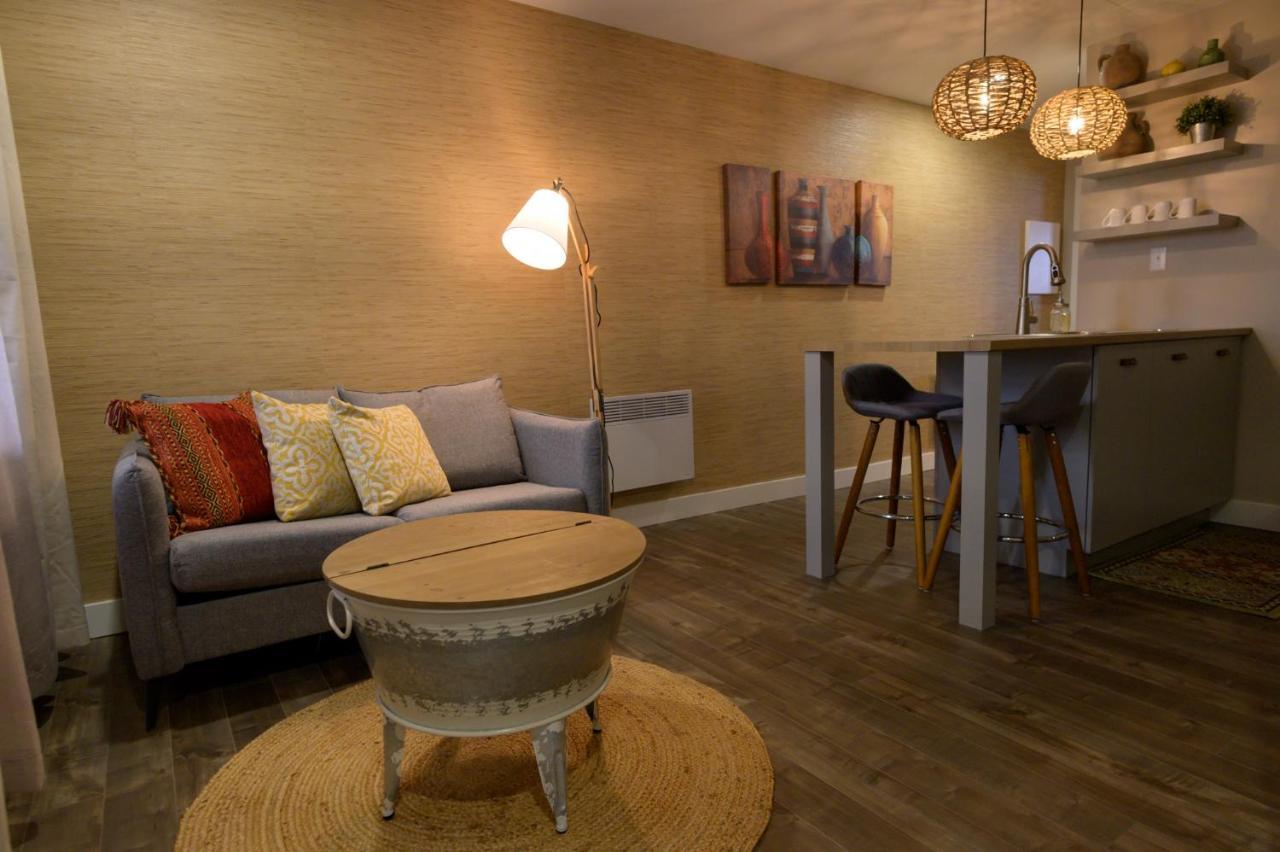 Le Court-Toit Apartamento Rouyn-Noranda Exterior foto