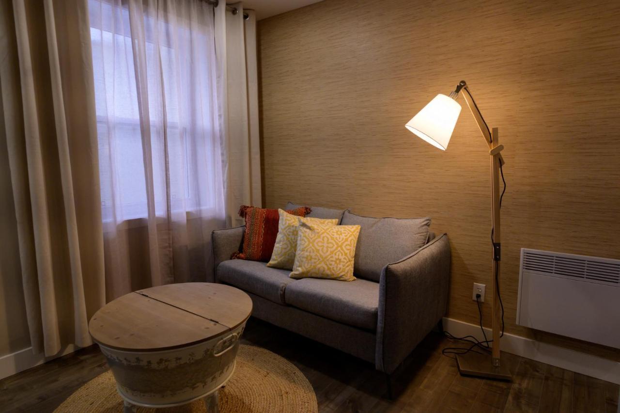 Le Court-Toit Apartamento Rouyn-Noranda Exterior foto